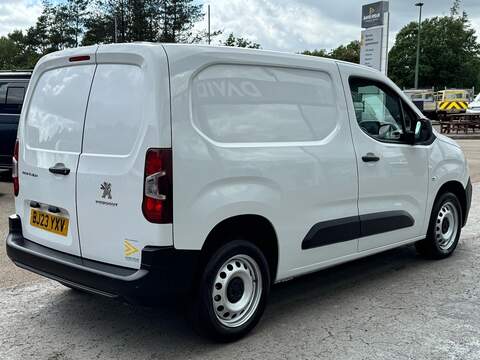 Peugeot Partner HDI 100ps1000 Professional Premium + with Air Con, Reverse Sensors & Ply Lining - U106062