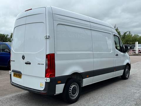 Mercedes-Benz Sprinter 315 CDI Premium 150ps L2 H2 with Air Con, Cruise Control & Ply Lining - U106120