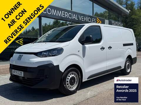 Fiat Scudo 2.3 35C14B DRW 4.5M 14ft 9" Unregistered Curtainsider Business Pack with 3rd Year Warranty 2.3 2dr Curtain Side Manual Diesel