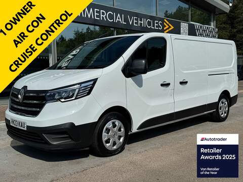 Renault Trafic DCI 170ps Sport SL28 L1 Swb Auto with Air Con, Sat Nav Car Play & Reverse Sensors 2.0 5dr Panel Van Automatic Diesel