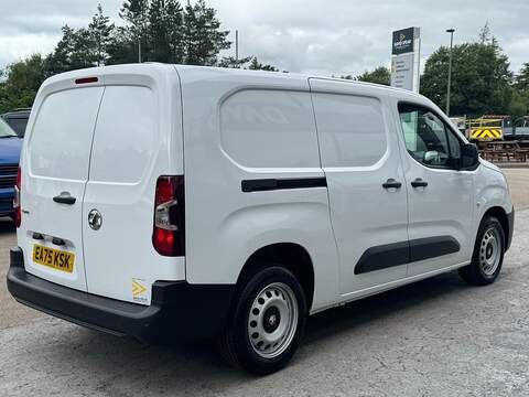 Vauxhall Combo Turbo D 2300 Prime XL LWB 100ps with Air Con, Rear Carpet & Reverse Sensors - U106157