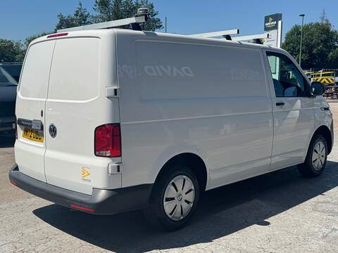 Volkswagen Transporter TDI 90ps T30 Startline FWD with Interior Racking, Roof Rack, Deadlocks & Anti-Theft Security Plates - U106185