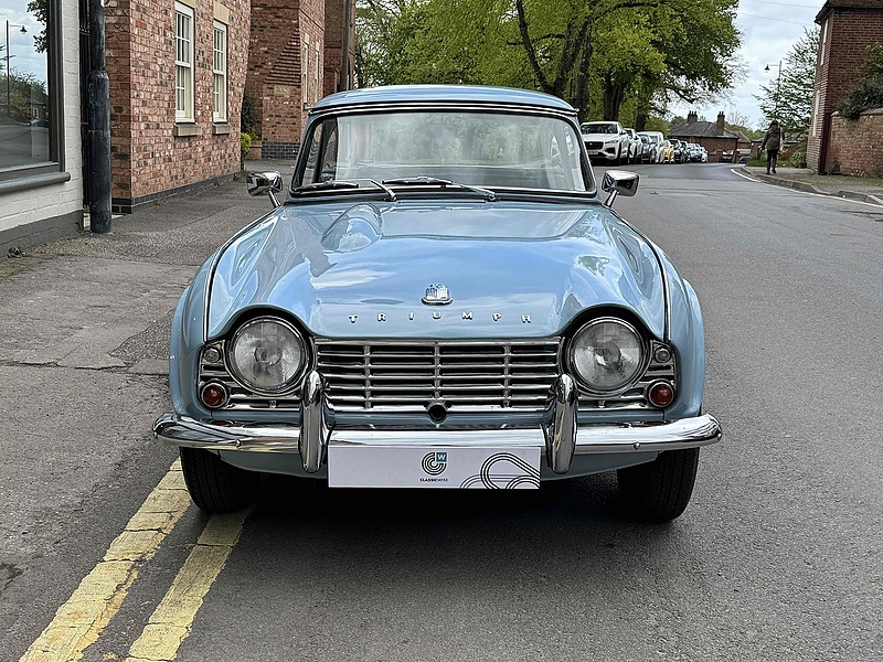 Triumph 2.1 2dr Convertible