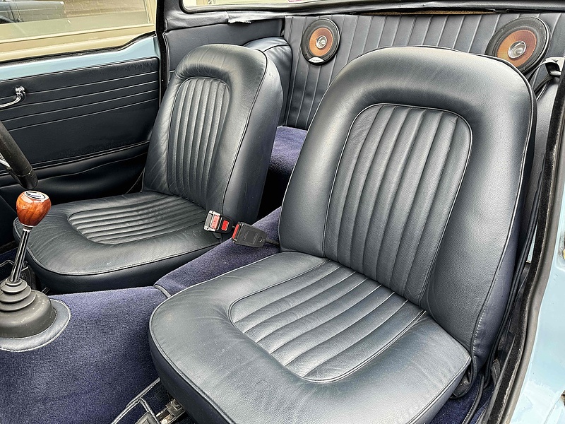 Triumph 2.1 2dr Convertible