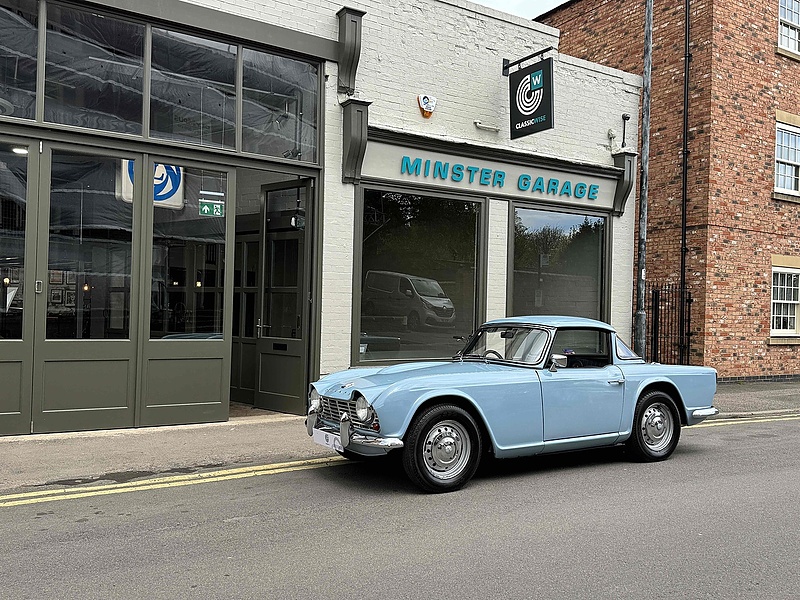 Triumph 2.1 2dr Convertible