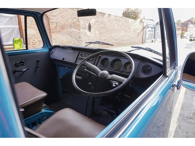 Volkswagen Bay window Panel Van 1.6 4dr Manual Petrol