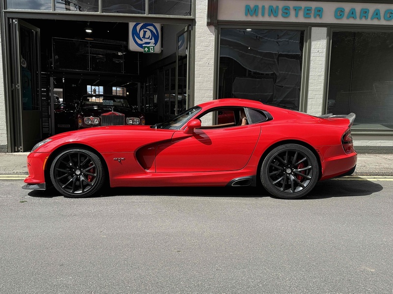 Dodge Dodge Viper 8.4 SRT GTS