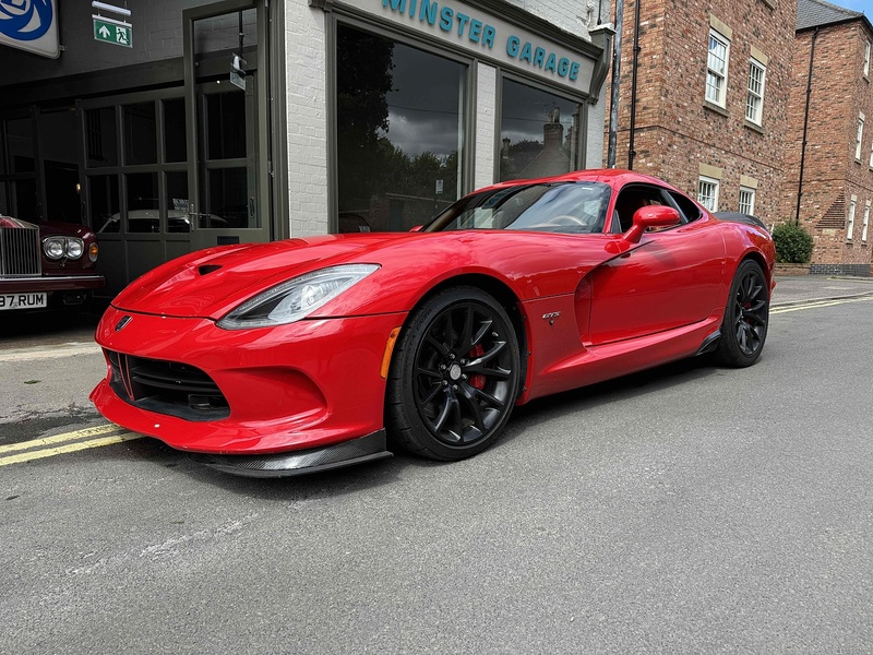 Dodge Dodge Viper 8.4 SRT GTS