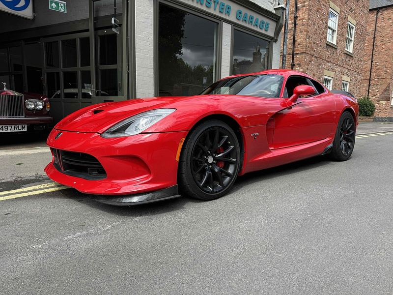 Dodge Dodge Viper 8.4 SRT GTS