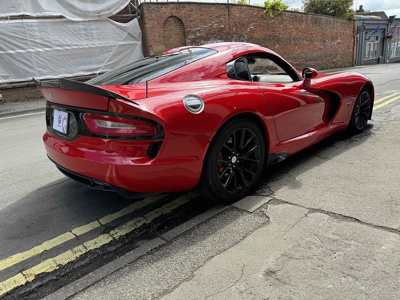 Dodge Dodge Viper 8.4 SRT GTS