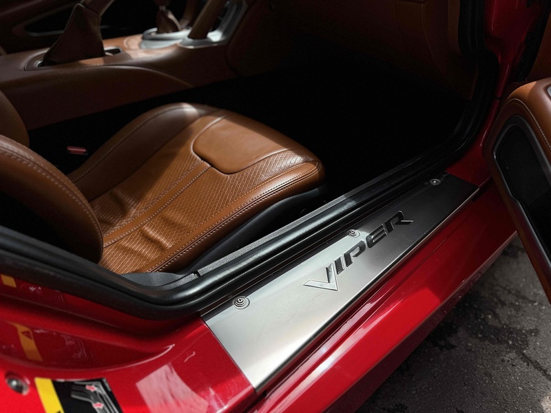 Dodge Dodge Viper 8.4 SRT GTS