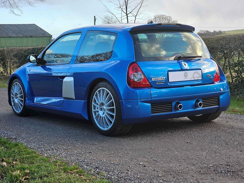 Renault 3.0 V6 Sport Hatchback 3dr Petrol Manual (285 g/km, 255 bhp)