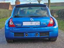 Renault Clio V6 Sport 