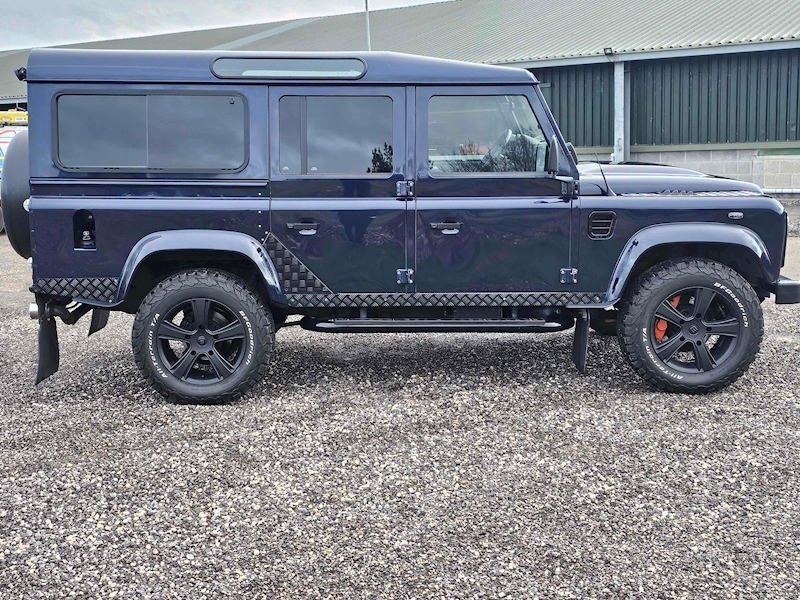 Land Rover Bespoke Landrover Defender 110 6.2 LS3 auto 