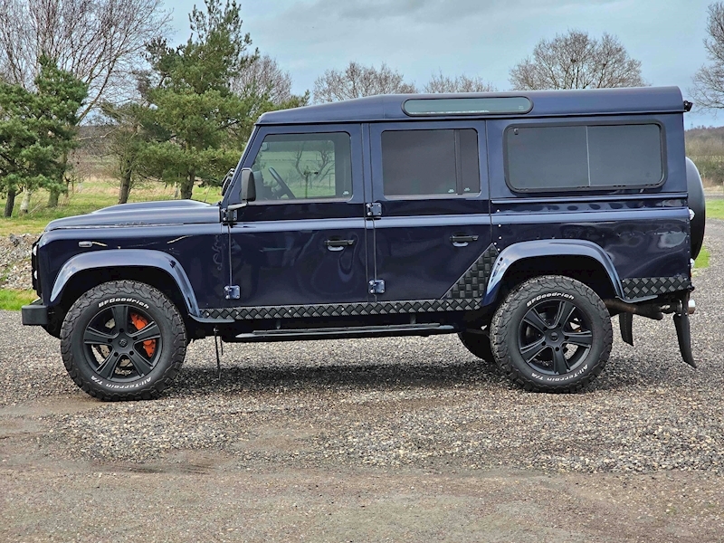 Land Rover Bespoke Landrover Defender 110 6.2 LS3 auto 