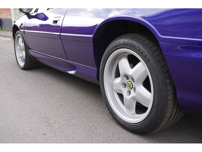 Lotus GT3 Coupe 2.0 Manual Petrol