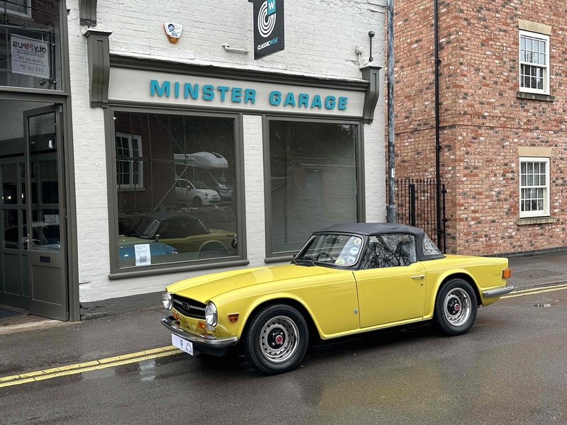 Triumph CR Coupe 2.5 manual Petrol