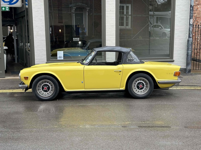 Triumph CR Coupe 2.5 manual Petrol