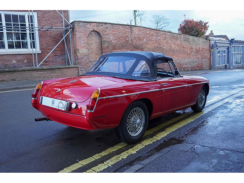MG 1966 MGB Roadster manual overdrive