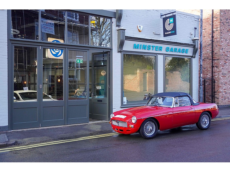 MG 1966 MGB Roadster manual overdrive