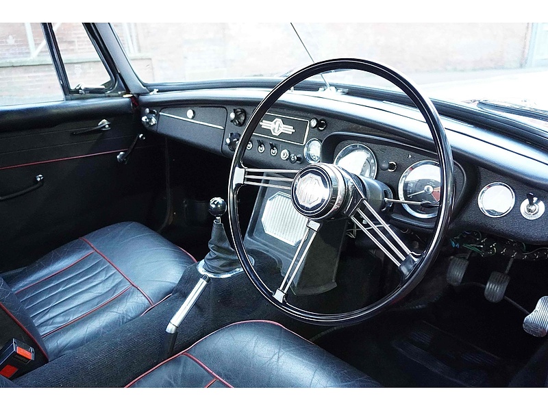 MG 1966 MGB Roadster manual overdrive