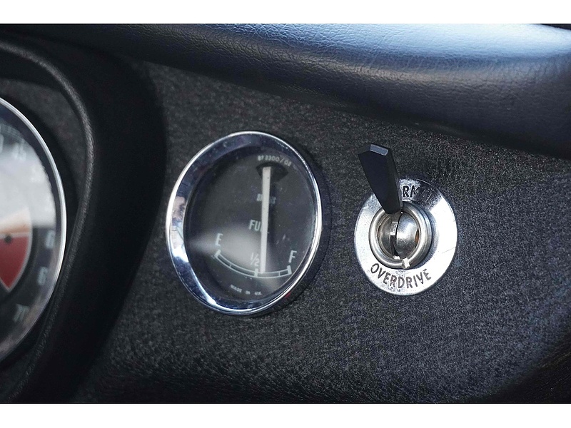 MG 1966 MGB Roadster manual overdrive