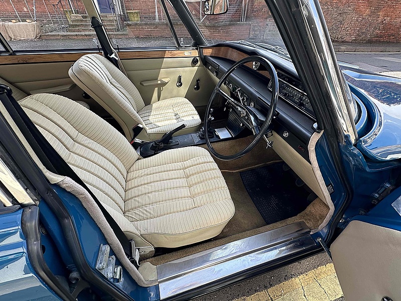 Rover 1975 Rover P6 2200SC manual