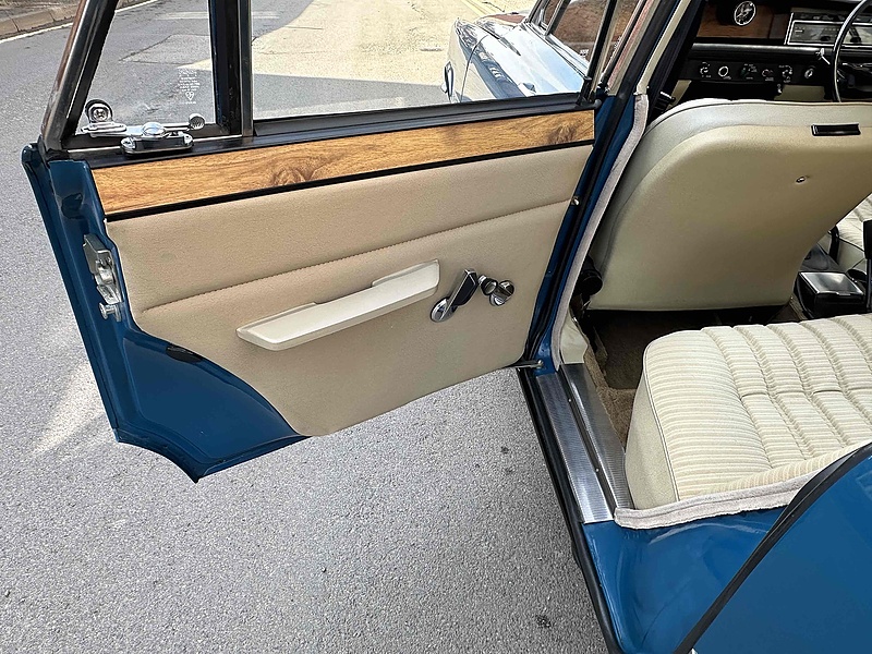 Rover 1975 Rover P6 2200SC manual
