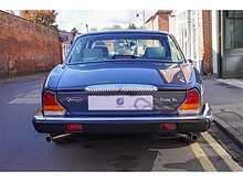 Daimler Double Six V12 Saloon  
