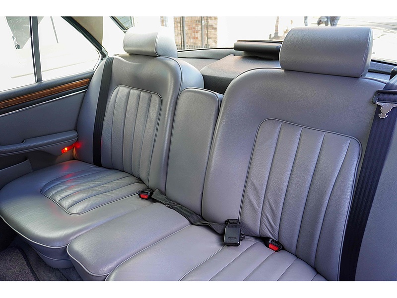 Daimler 1989 Daimler Double six saloon 5.3 auto
