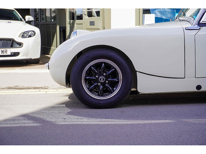 Austin healey 1960 Austin Healey frogeye sprite 1275 manual