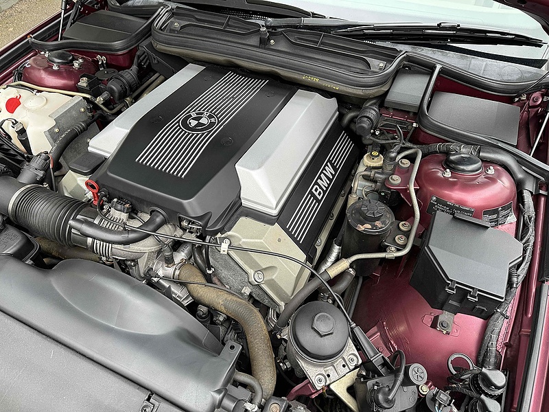 BMW 840Ci  V8 Ci Sport Coupe 4.4 Automatic Petrol