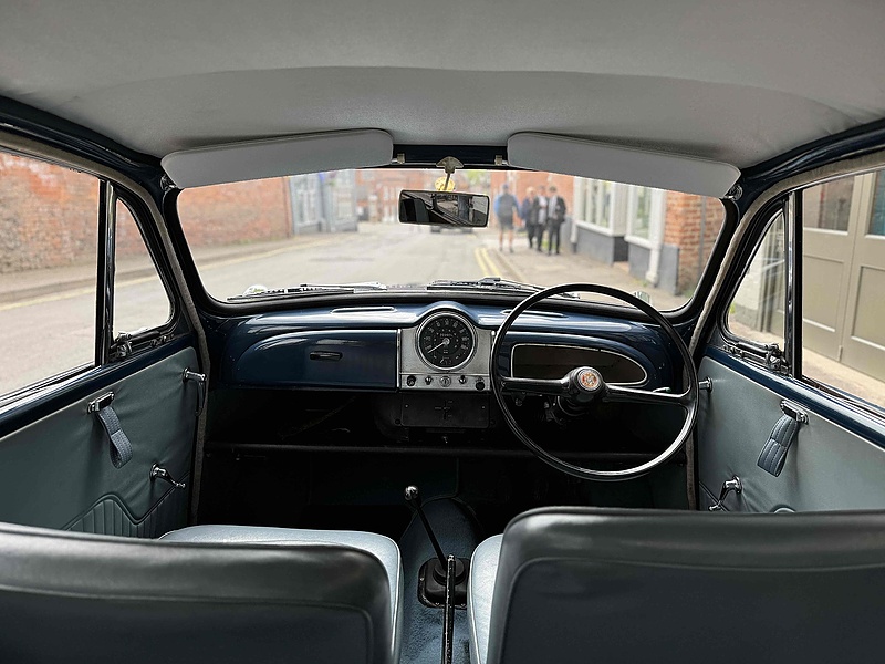 Morris Morris Minor Traveller 
