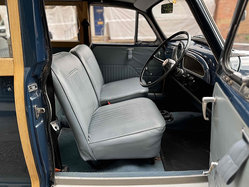 Morris Morris Minor Traveller 