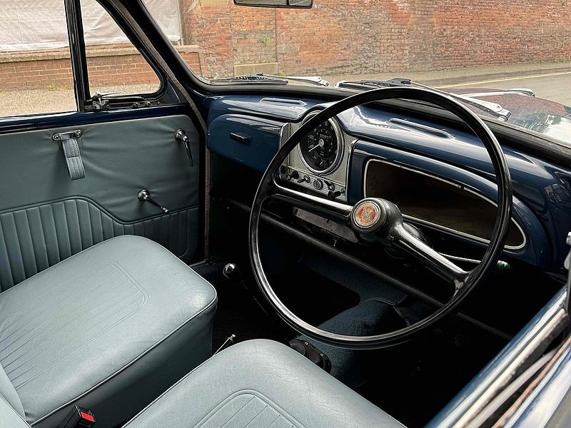 Morris Morris Minor Traveller 