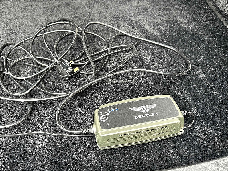 Bentley  Saloon 6.8 Automatic Petrol