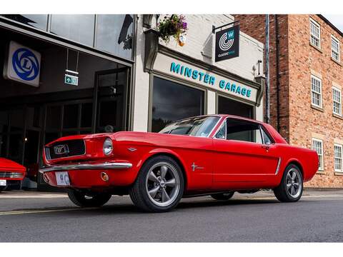 Coupe 302Cui 5-Speed Manual