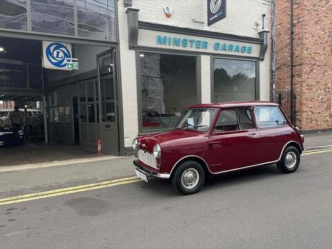 Mini Saloon 0.8 Petrol