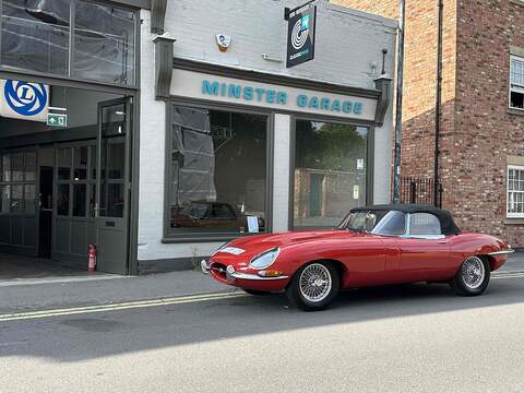 Series 1 Roadster 3.8l