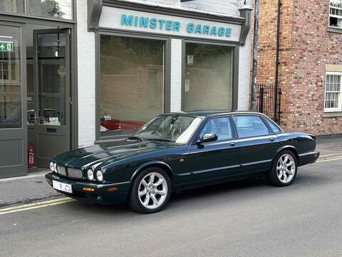 2001 Jaguar XJR 4.0 Supercharged
