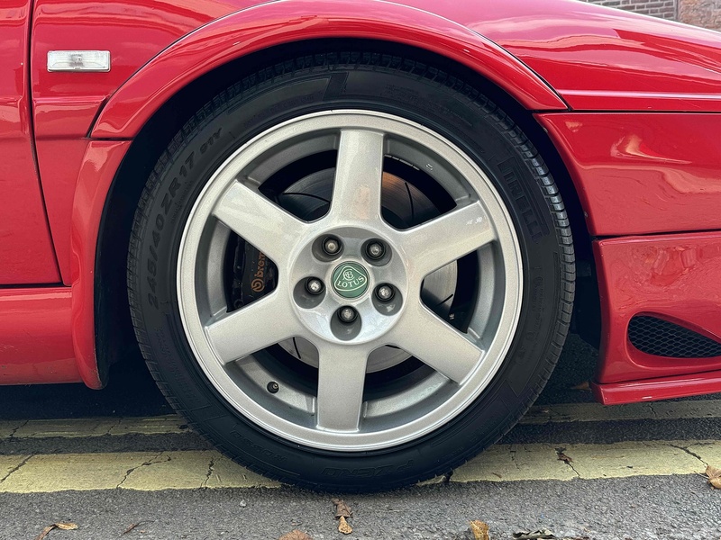 Lotus 3.5 V8 GT Coupe 2dr Petrol Manual (328 g/km, 349 bhp)