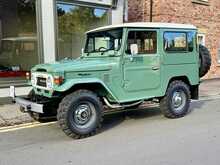 Toyota Land Cruiser FJ40 