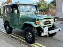 Toyota Land Cruiser FJ40 