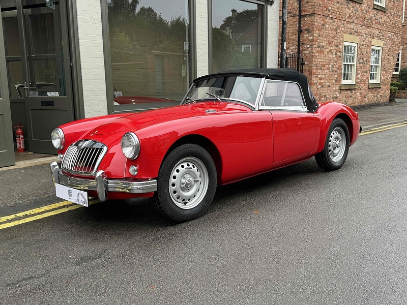 MG Twincam // 1622cc Engine Conversion