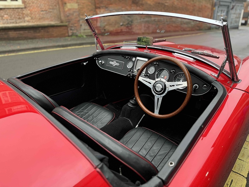 MG Twincam // 1622cc Engine Conversion