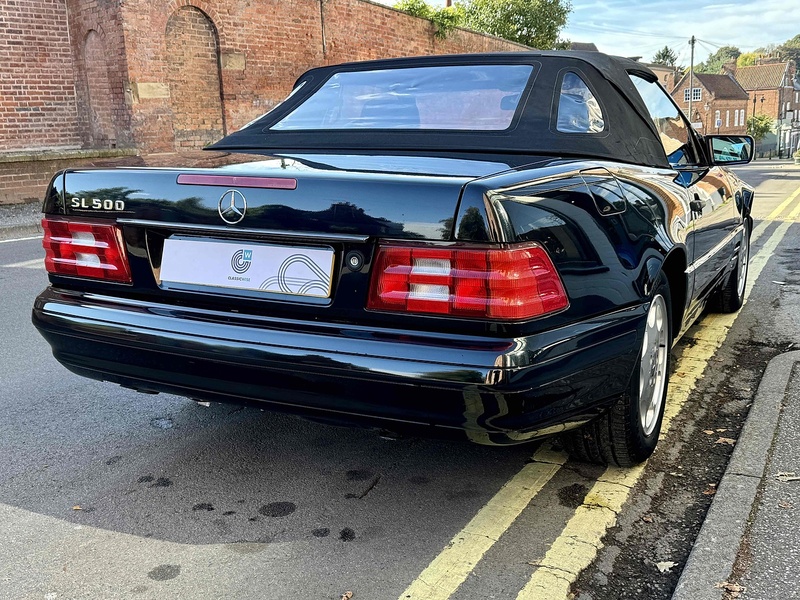 Mercedes-Benz 5.0 SL500 Convertible 2dr Petrol Automatic (340 g/km, 320 bhp)