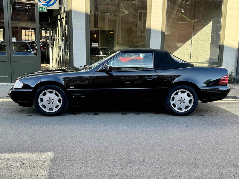 Mercedes-Benz 5.0 SL500 Convertible 2dr Petrol Automatic (340 g/km, 320 bhp)