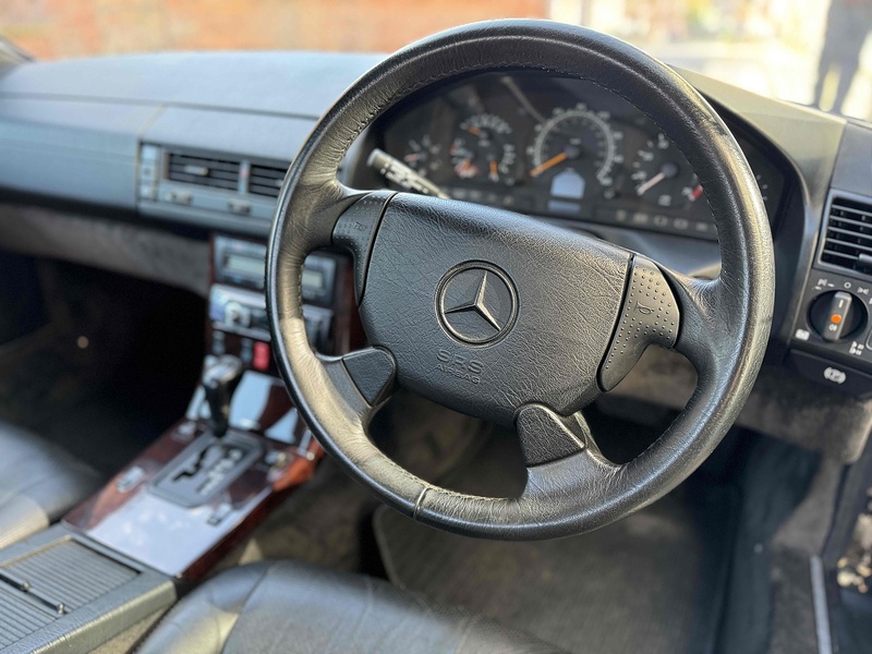 Mercedes-Benz 5.0 SL500 Convertible 2dr Petrol Automatic (340 g/km, 320 bhp)