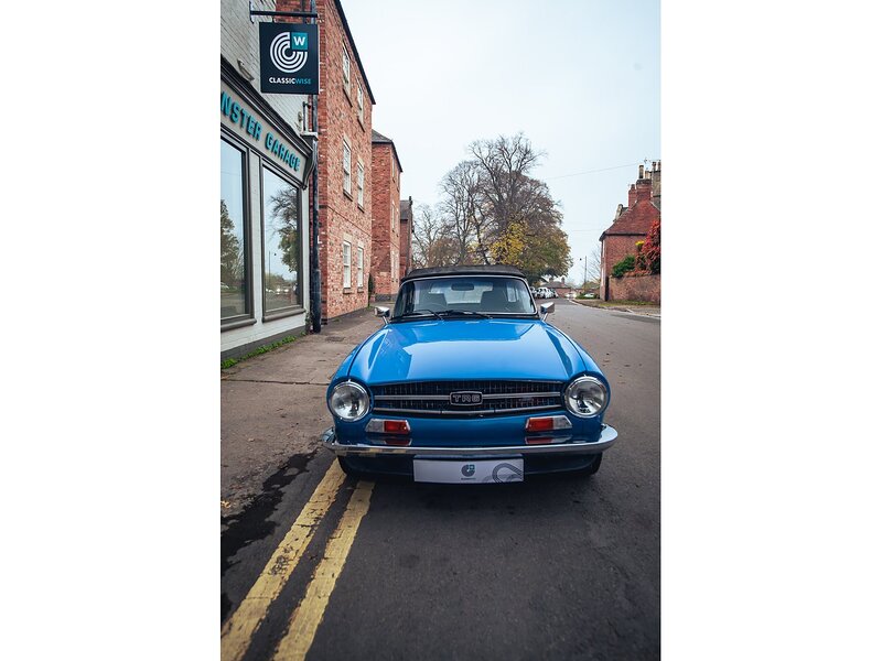 Triumph 1974 Triumph TR6 2.5 O/D Petrol