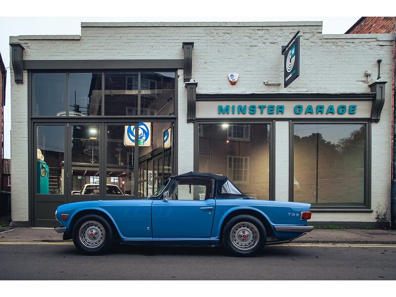Triumph 1974 Triumph TR6 2.5 O/D Petrol